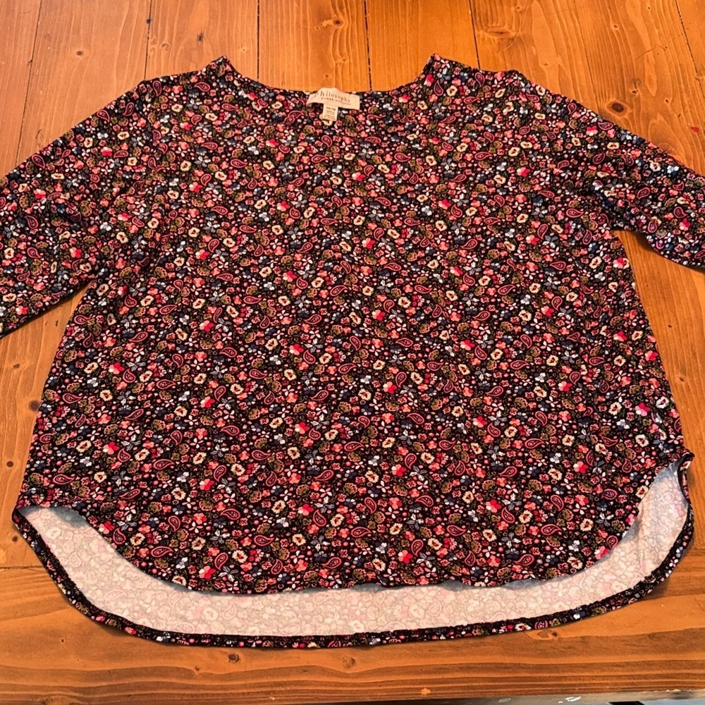 Philosophy Black‎ and Red Floral Blouse